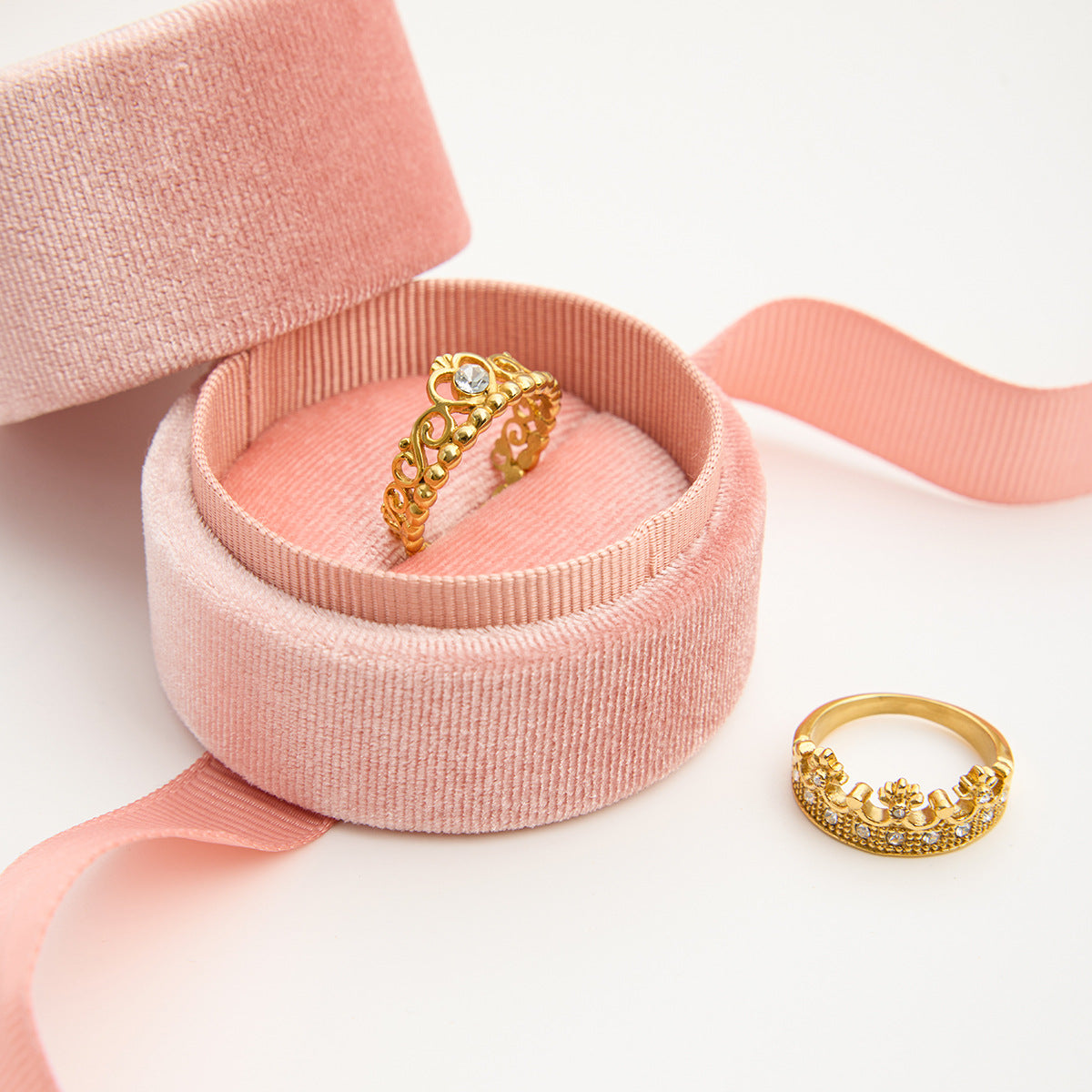 Popular rhinestone crown ring