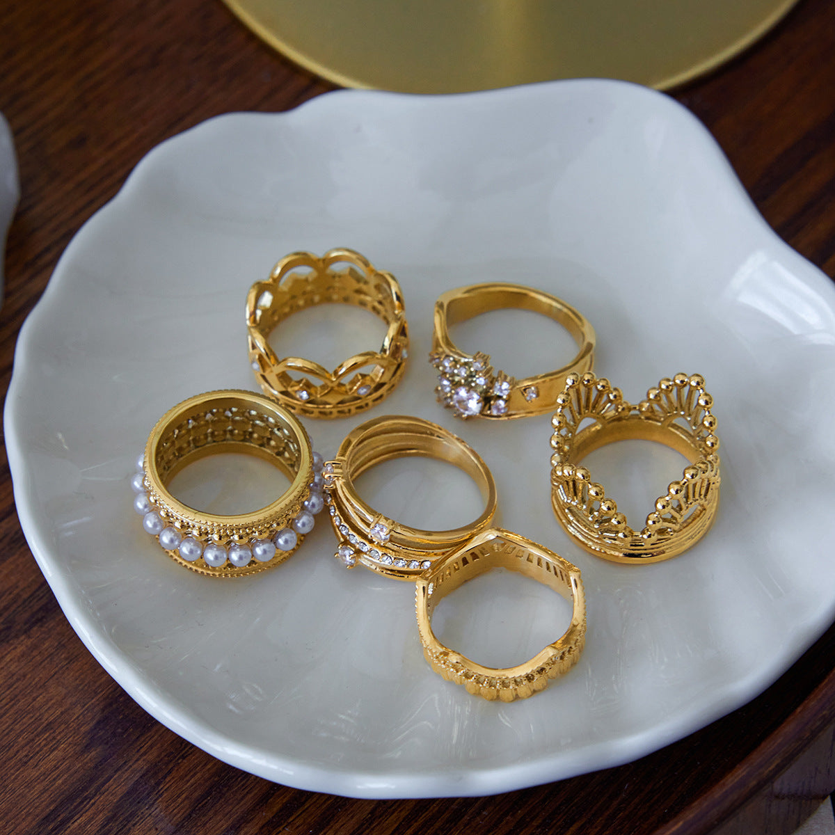 Titanium steel non-fading lace ring