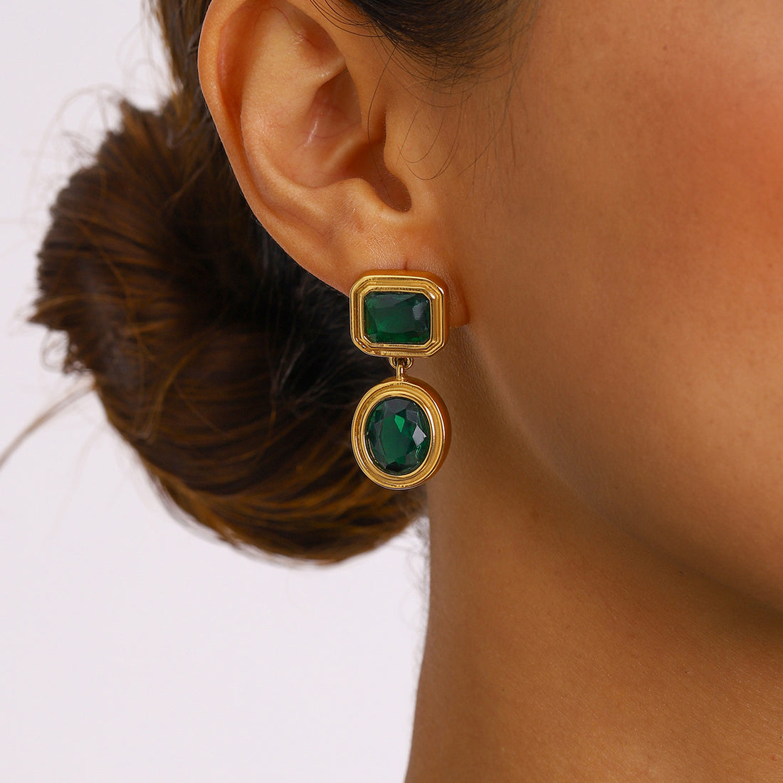 Stainless steel zircon stud earrings
