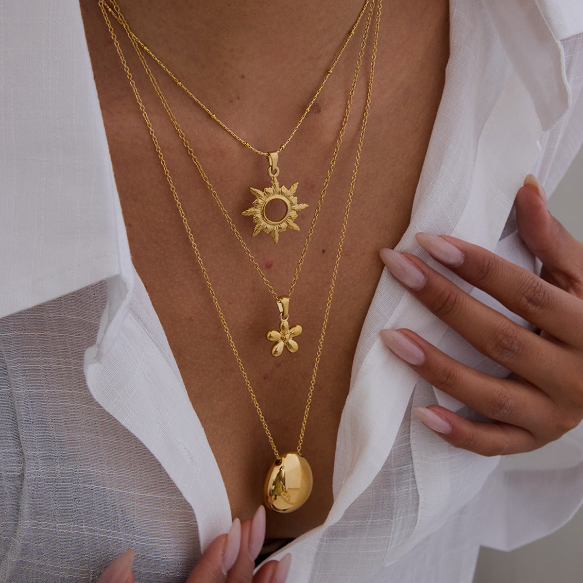 Stainless steel simple high-end necklace