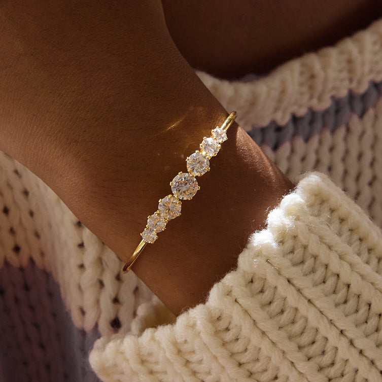 Titanium steel zircon advanced sense bracelet