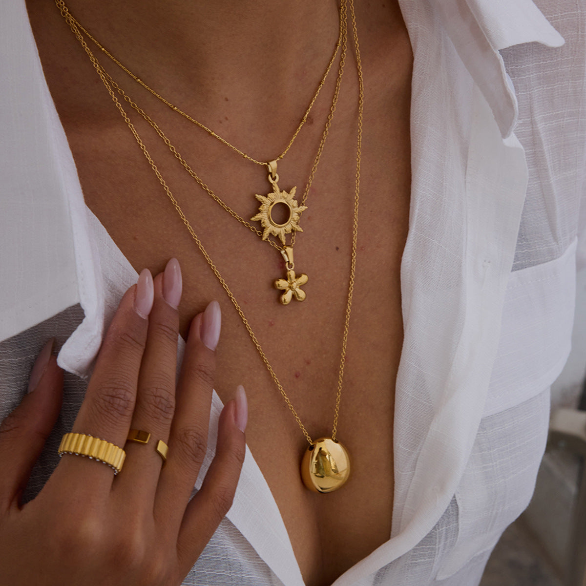 Stainless steel simple high-end necklace