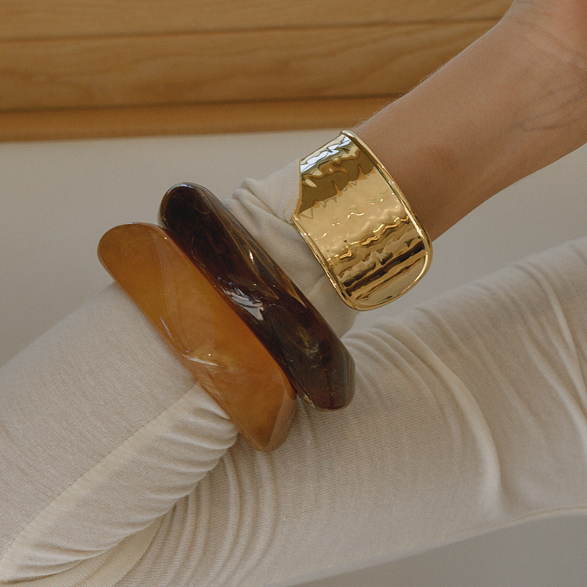 Irregular wide-sided resin bracelet