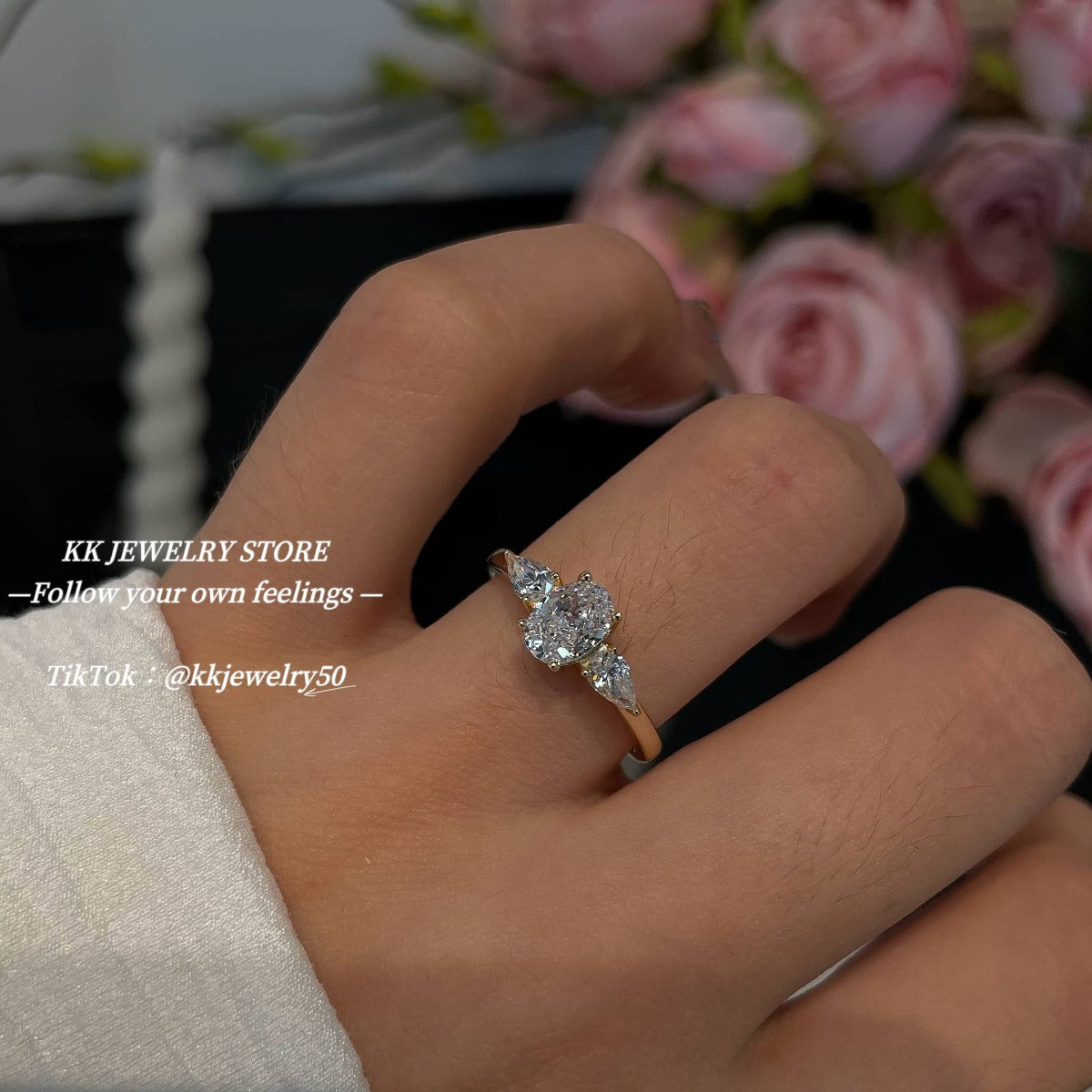 Small sparkling~ S925 sterling silver three main stone bright ring