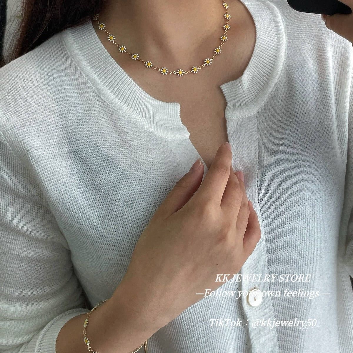 Colored Little Daisies Drop Glaze Flower Bracelet Necklace Set