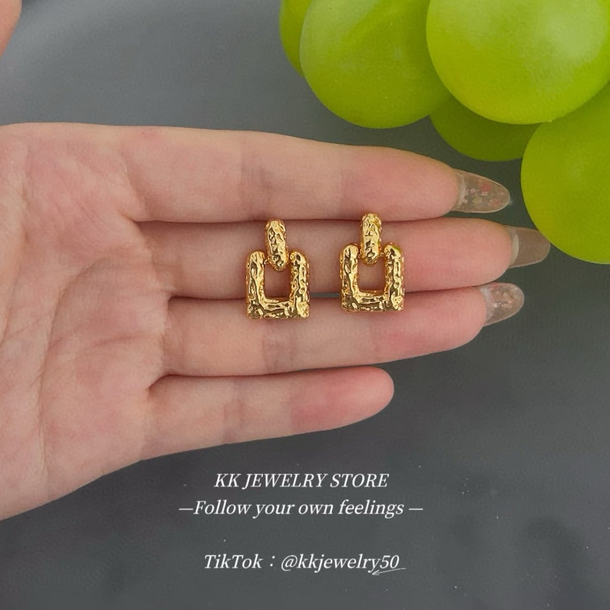 Brass hollow box texture stud earrings