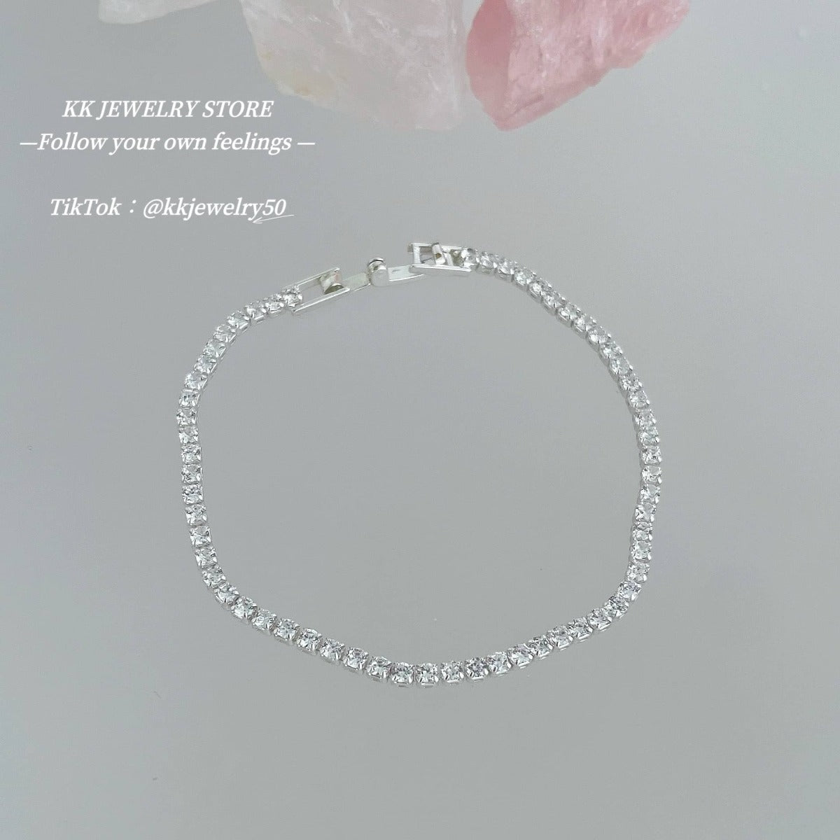 Bright Star Extremely Fine Bracelet