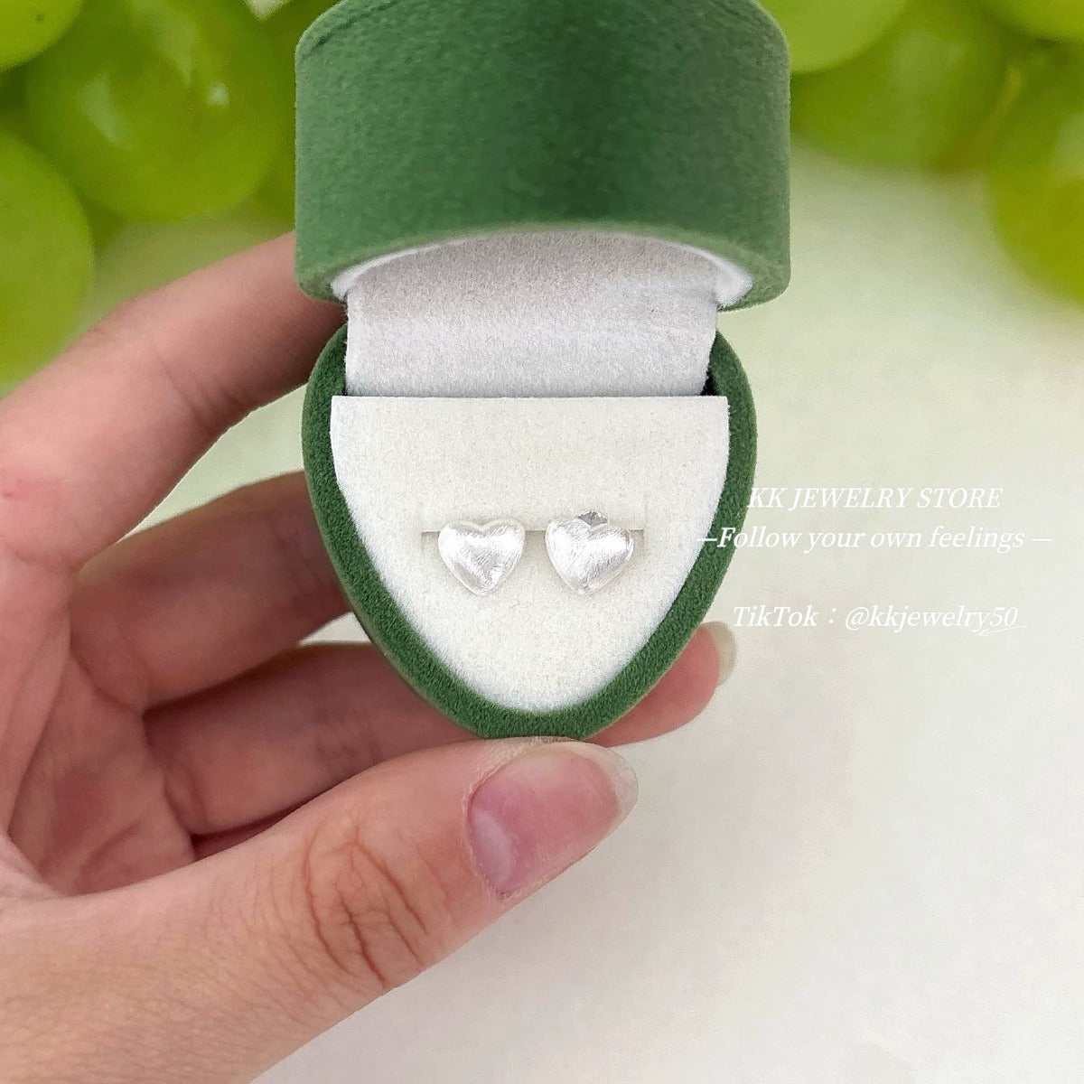 S925 sterling silver brushed matte love stud earrings