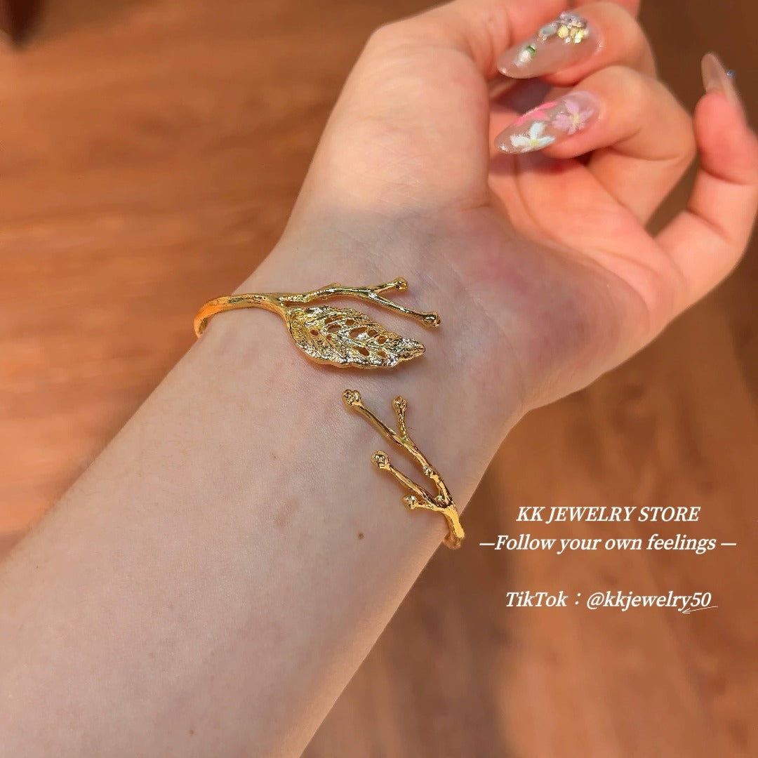 Leaf branch opening bracelet