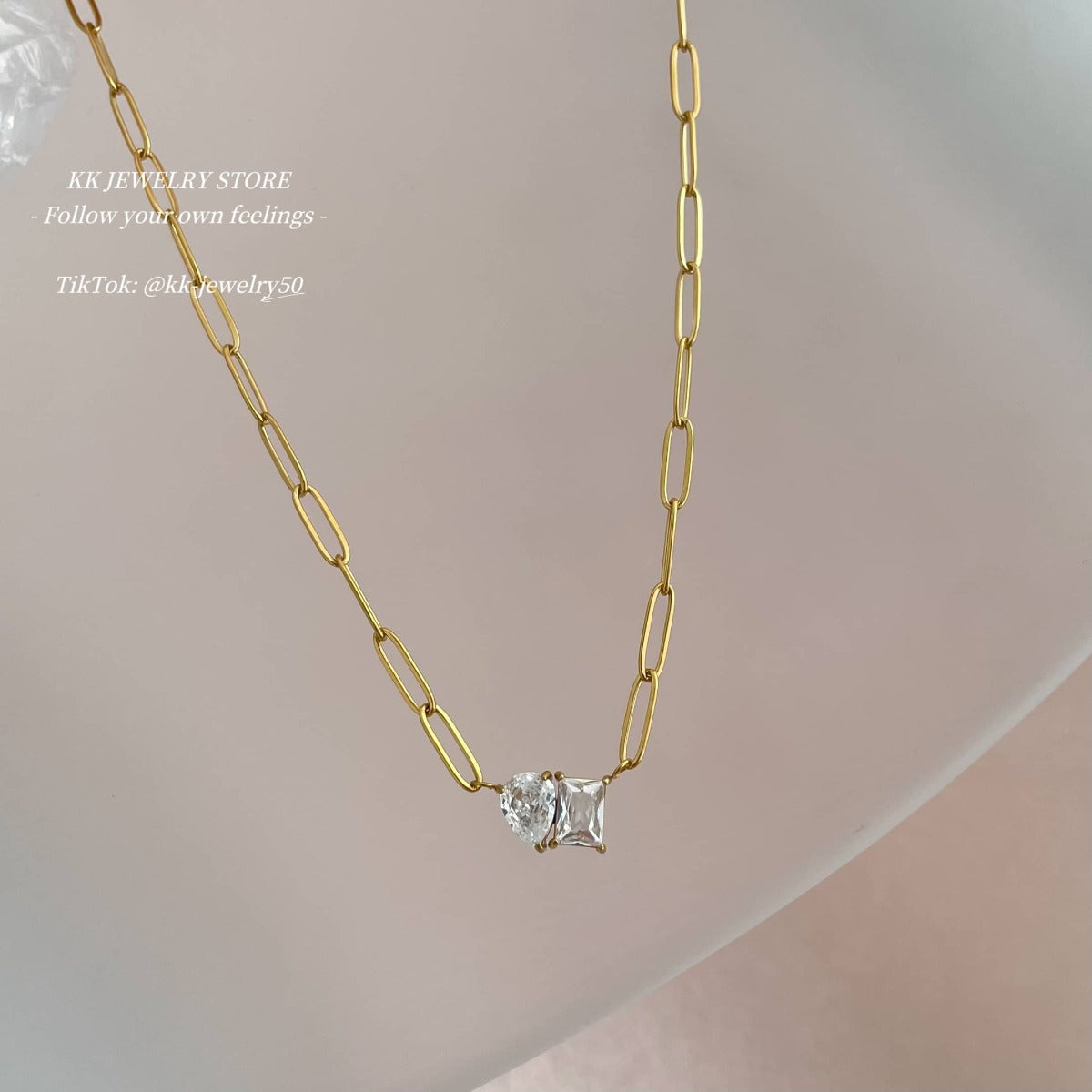 18k gold-plated titanium steel pear-shaped square zircon necklace