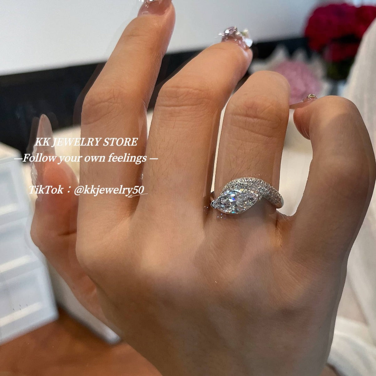 S925 Silver 6 * 12 Horse's Eye Diamond Ring