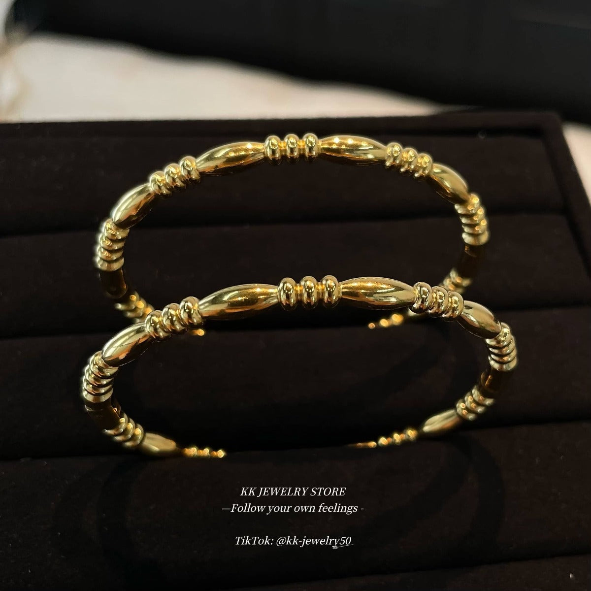 Buckle bracelet like bracelet