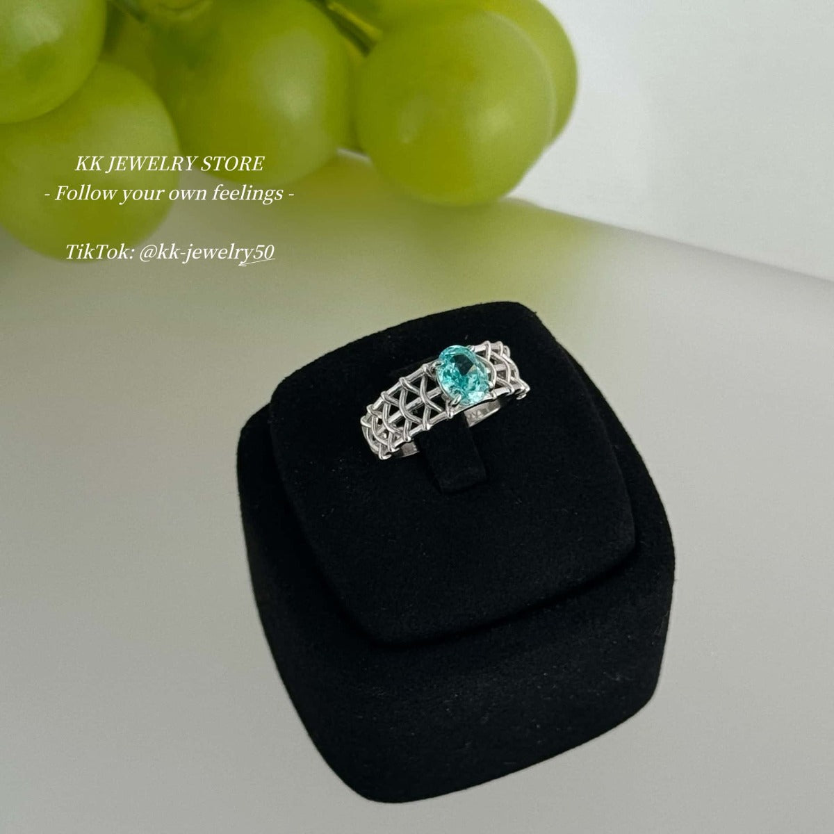 S925 Silver Paraiba Tourmaline 6 * 8 Oval Ring