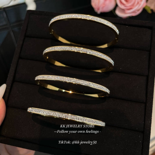 White Gypsy Narrow Buckle Bracelet