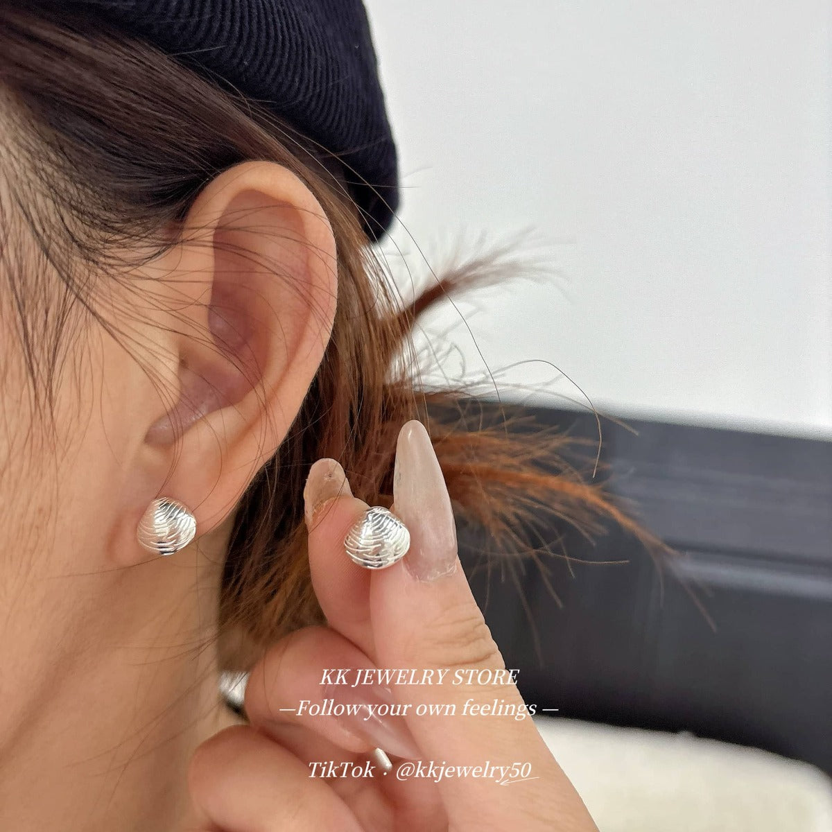 S925 sterling silver shell stud earrings