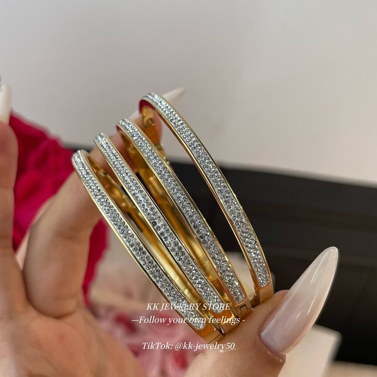 White Gypsy Narrow Buckle Bracelet