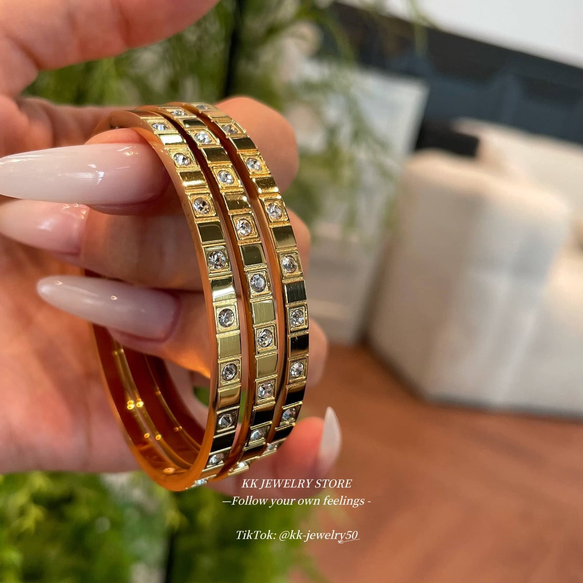 Minimalist narrow diamond bracelet