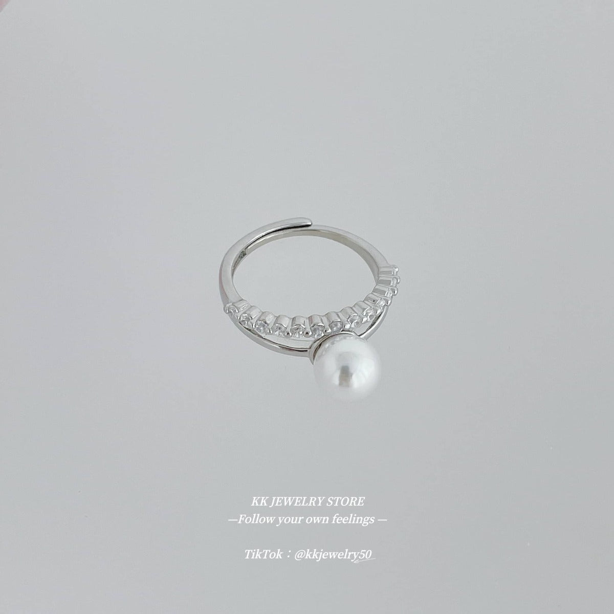 Double Diamond Pearl Open Ring