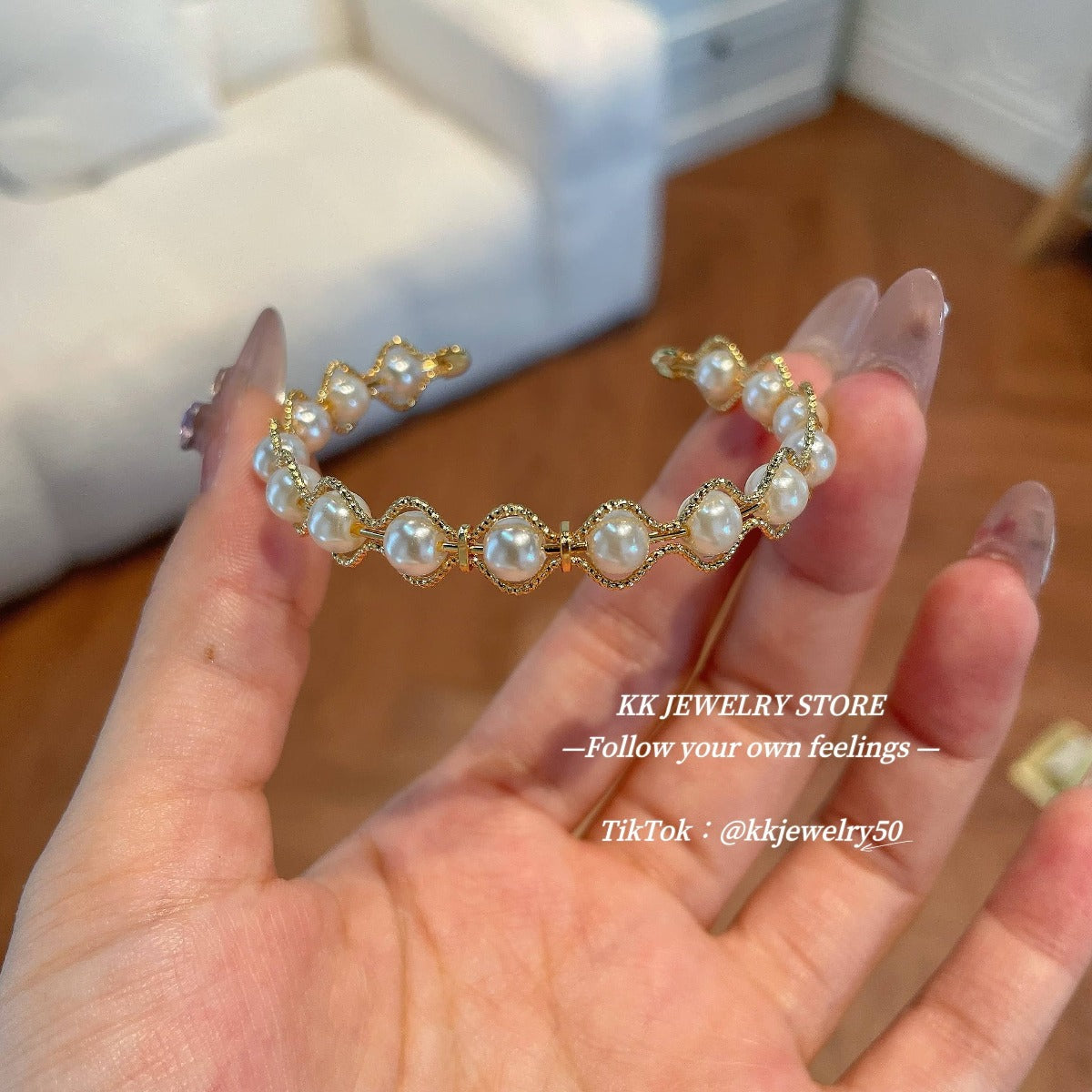 Silk thread pearl wound open bracelet