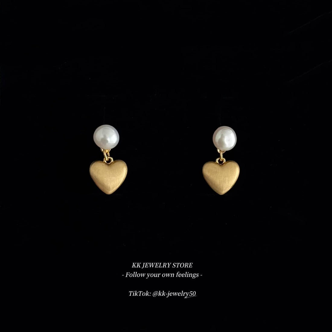 S925 silver needle freshwater pearl brushed love stud earrings
