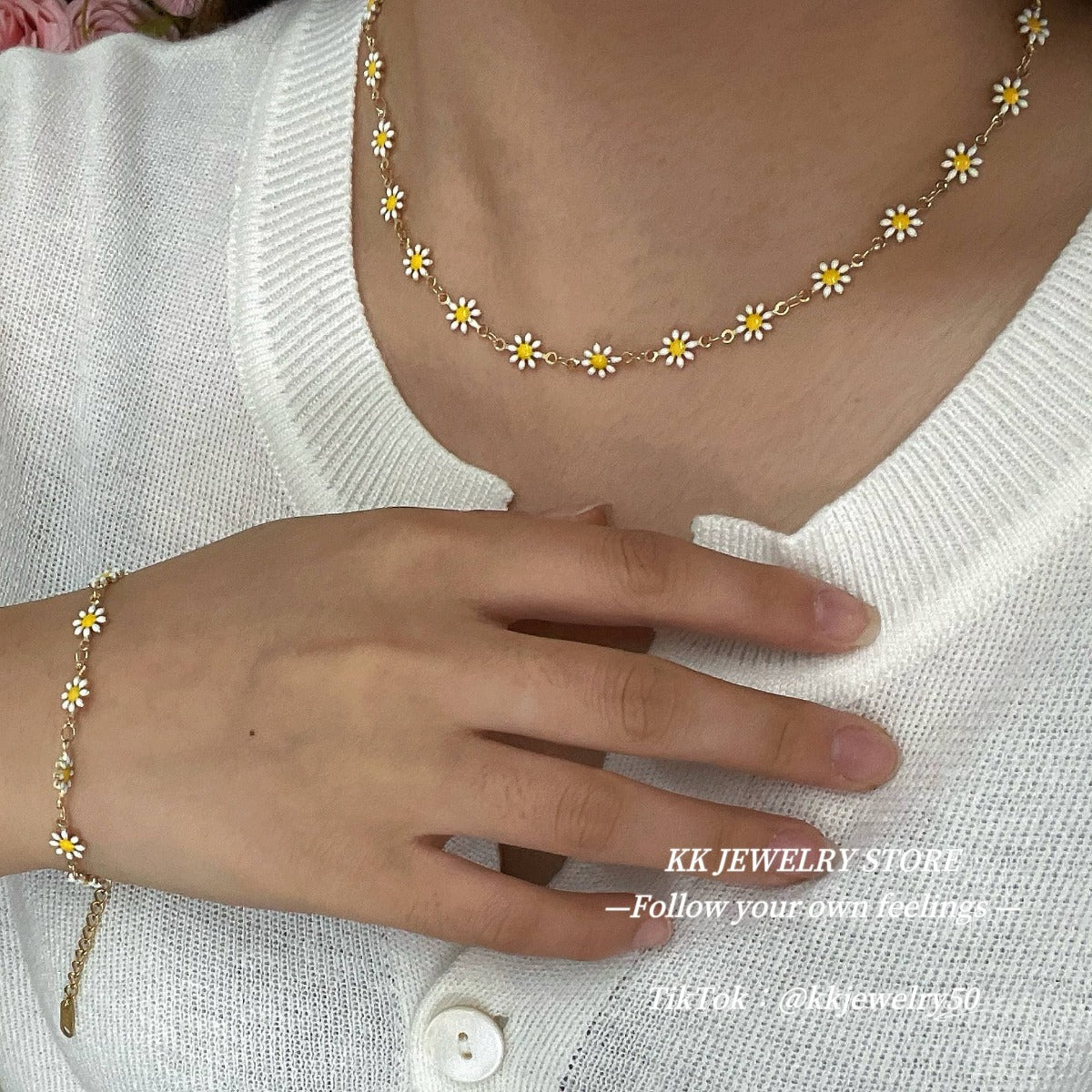 Colored Little Daisies Drop Glaze Flower Bracelet Necklace Set