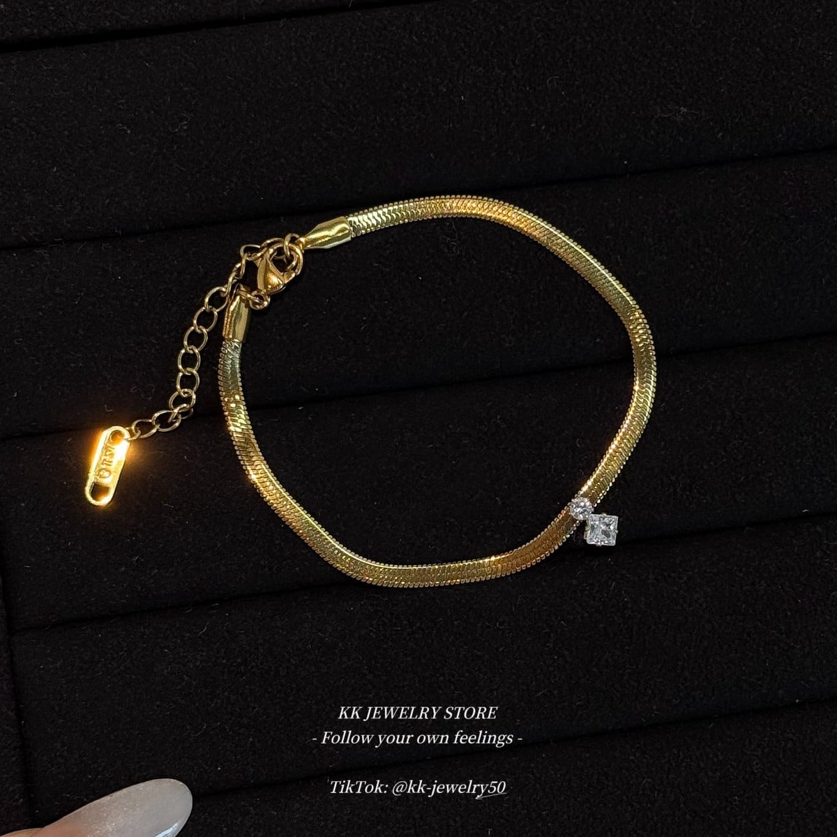 18k electroplated square water drop pendant bracelet