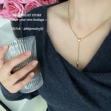 Drawable snake bone necklace