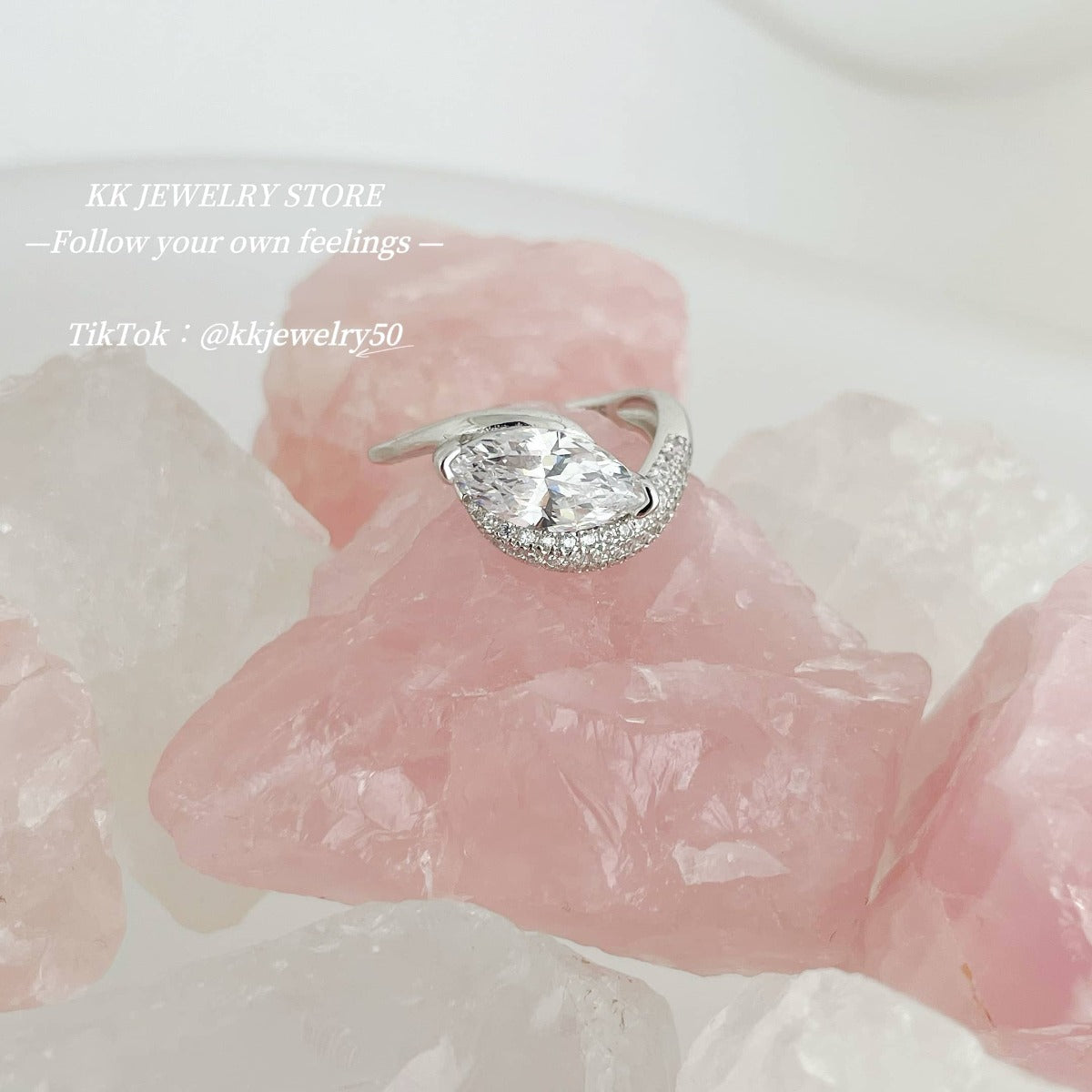 S925 Silver 6 * 12 Horse's Eye Diamond Ring