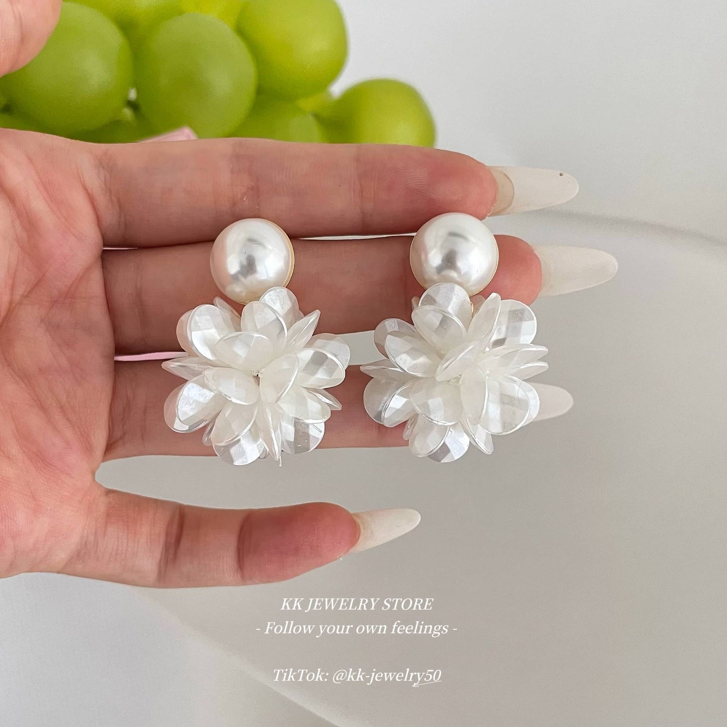 White hydrangea pearl stud earrings