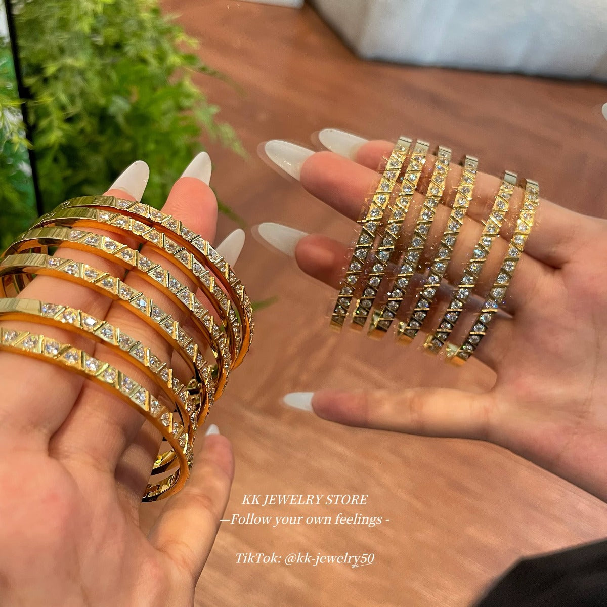 Bright star buckle bracelet