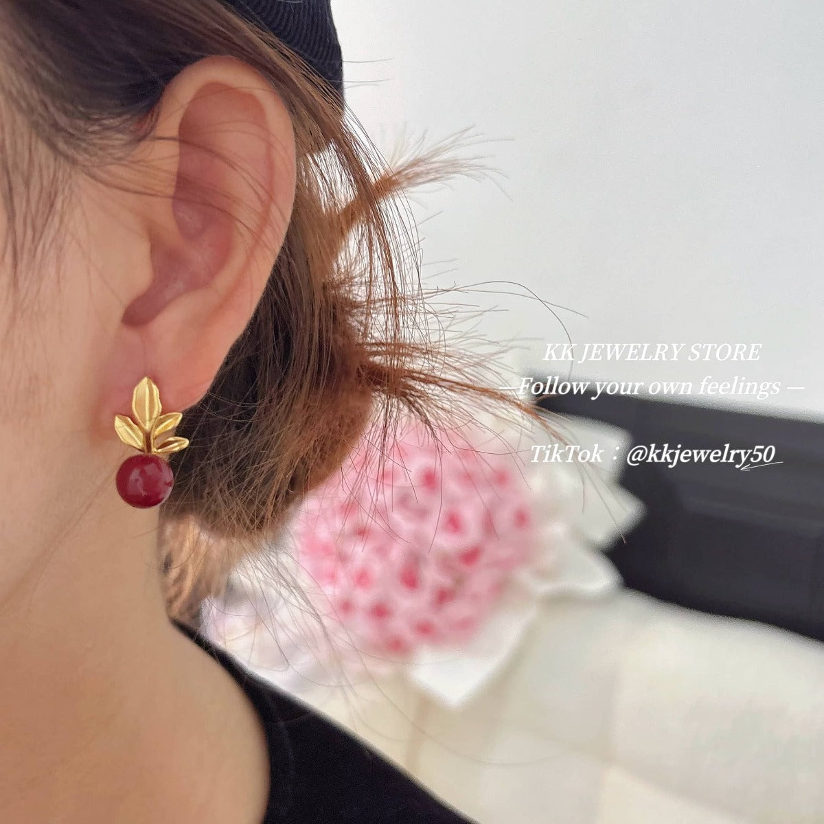 Cherry red pearl leaf stud earrings