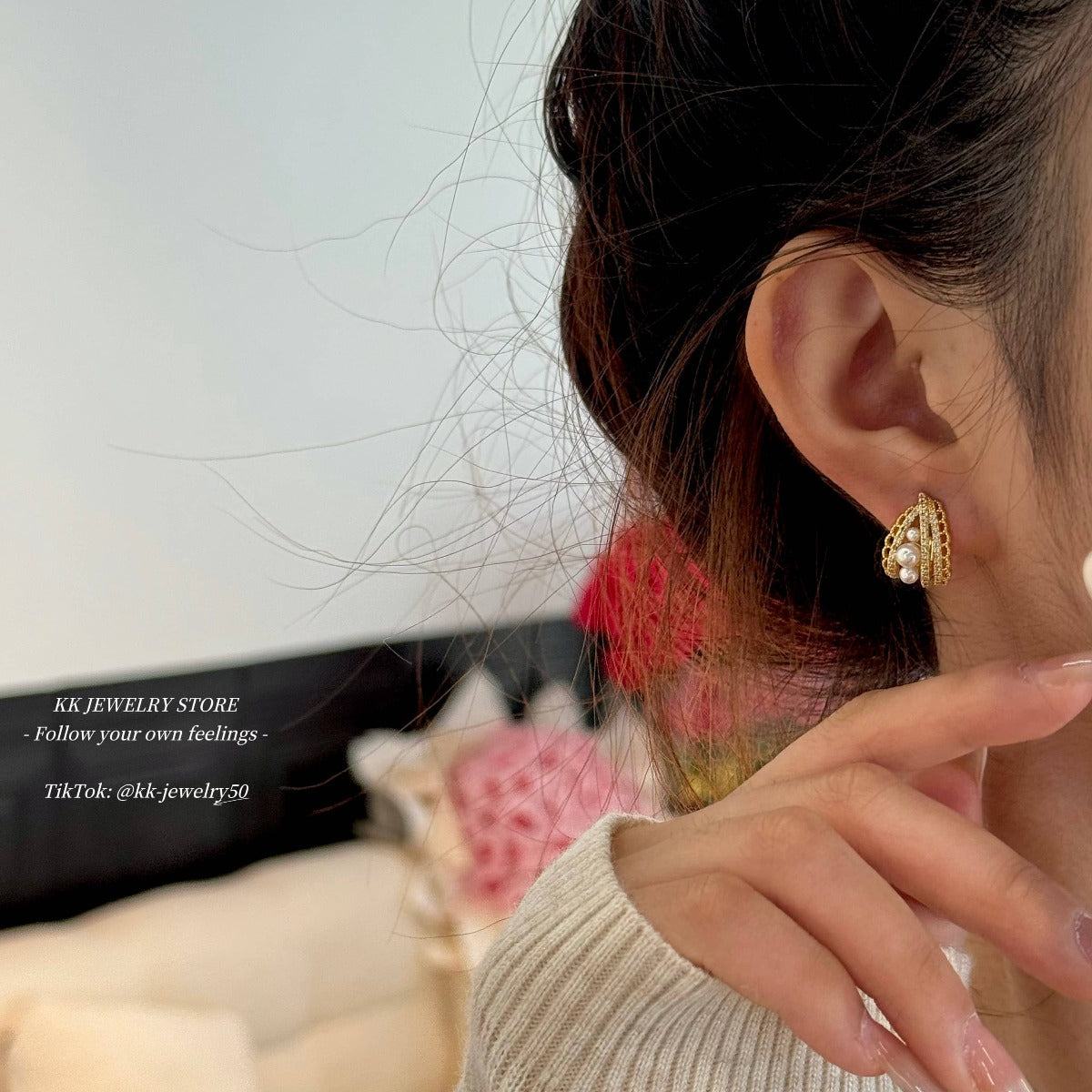 Diamond gold pearl earrings