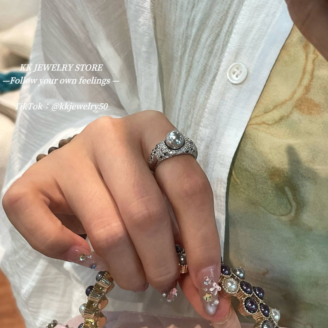 Extravagant~ 8mm pearl with luxury setting ring