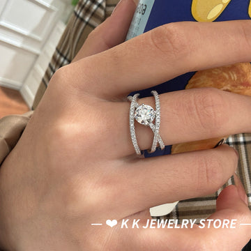 S925 Silver 1-Carat Crossover Cut-Out Ring
