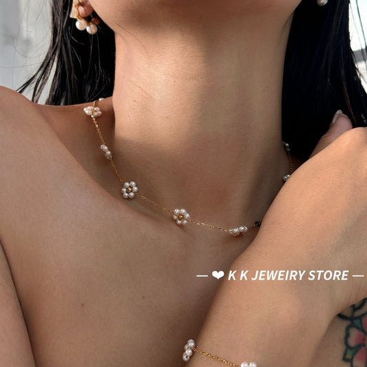 Pearl Small Flower Titanium Steel Necklace and Bracelet