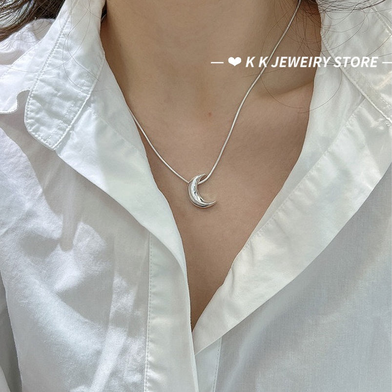 925 Silver Solid Moon Necklace