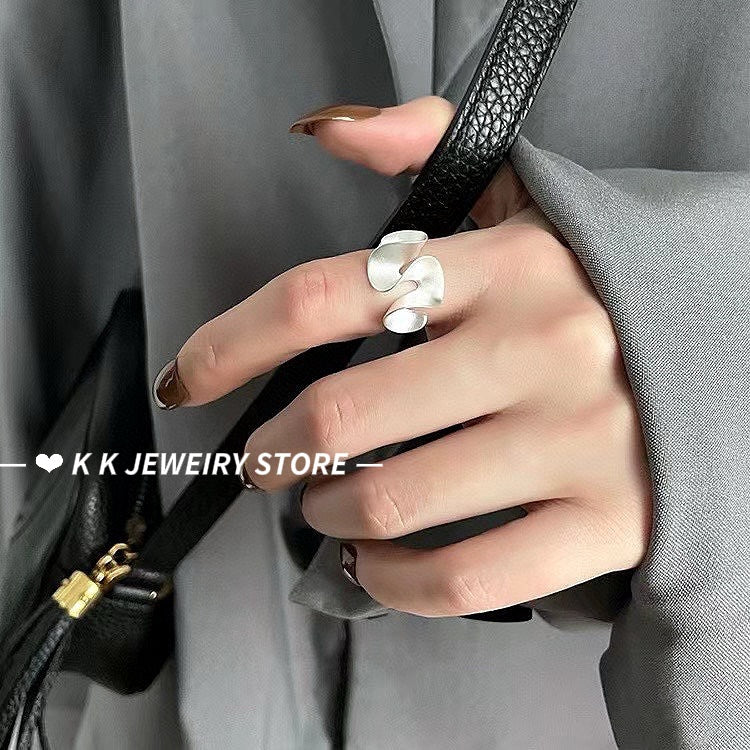 925 silver wavy skirt nubuck ring