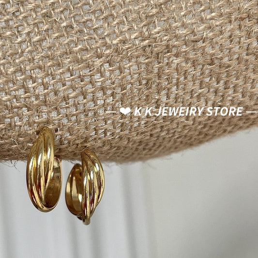 Circle Metal Stud Earrings