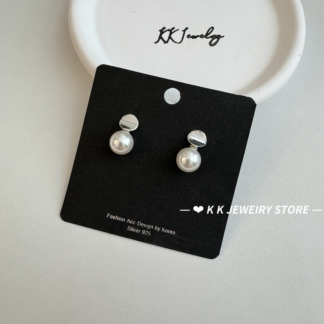 925 silver curved faux pearl stud earrings