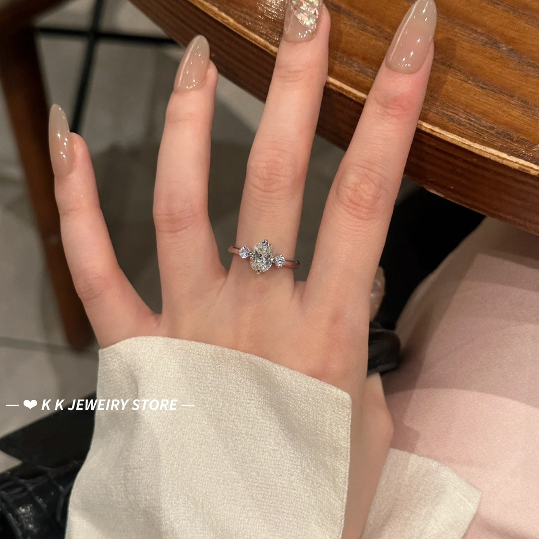 925 Silver 7×9mm Oval High Carbon White Diamond Ring