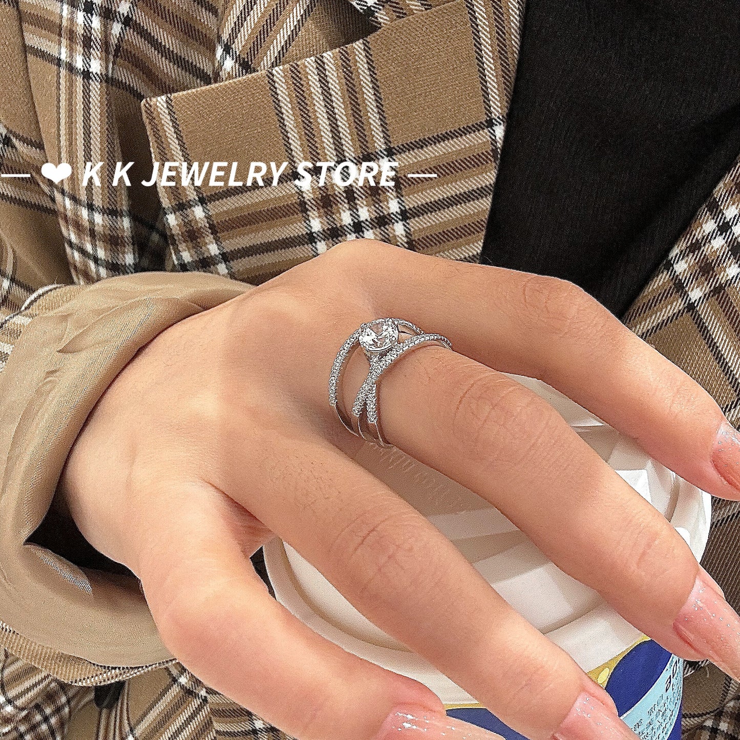 925 silver one-carat crossover cut-out ring