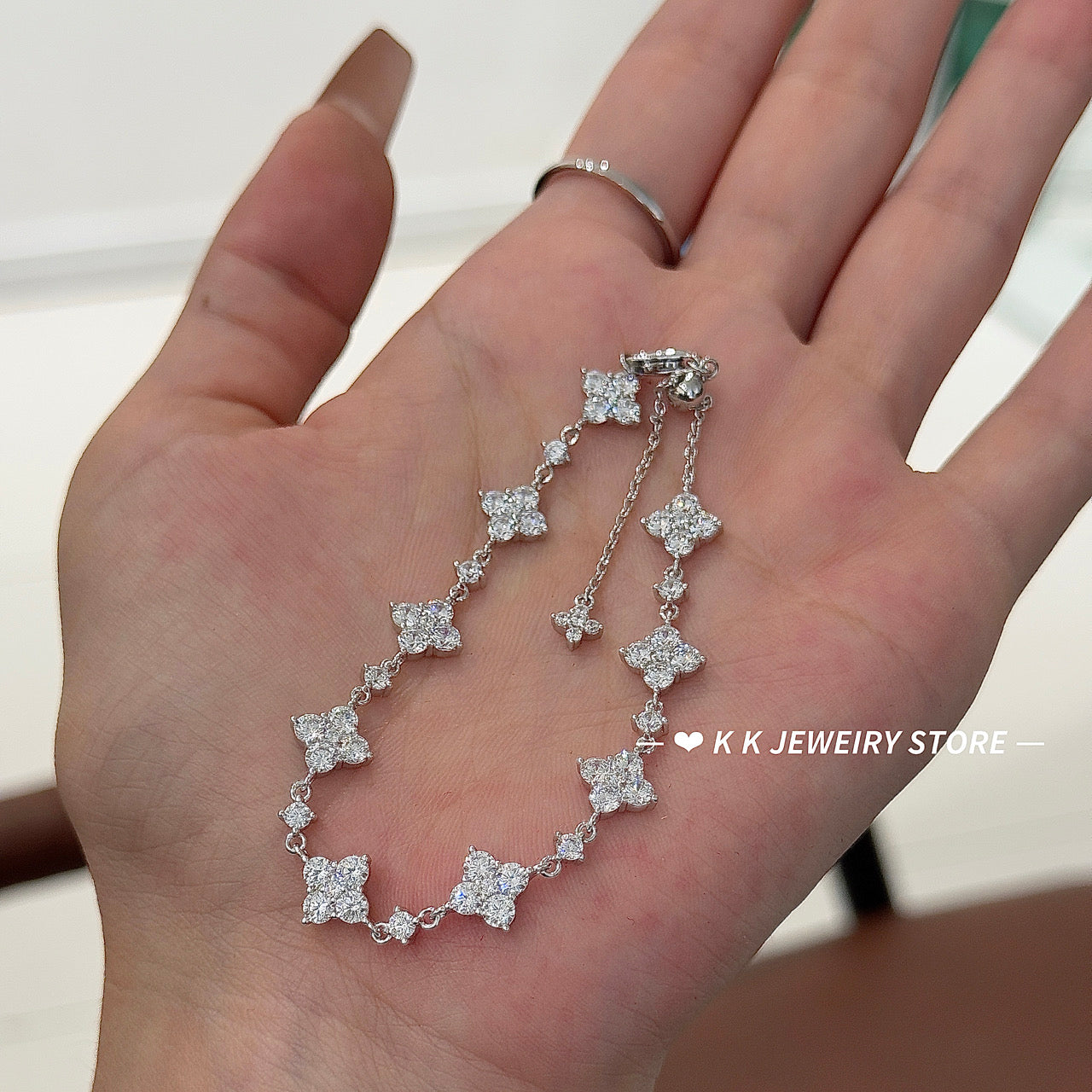 High quality! 925 silver four-leaf full diamond flower flower bracelet