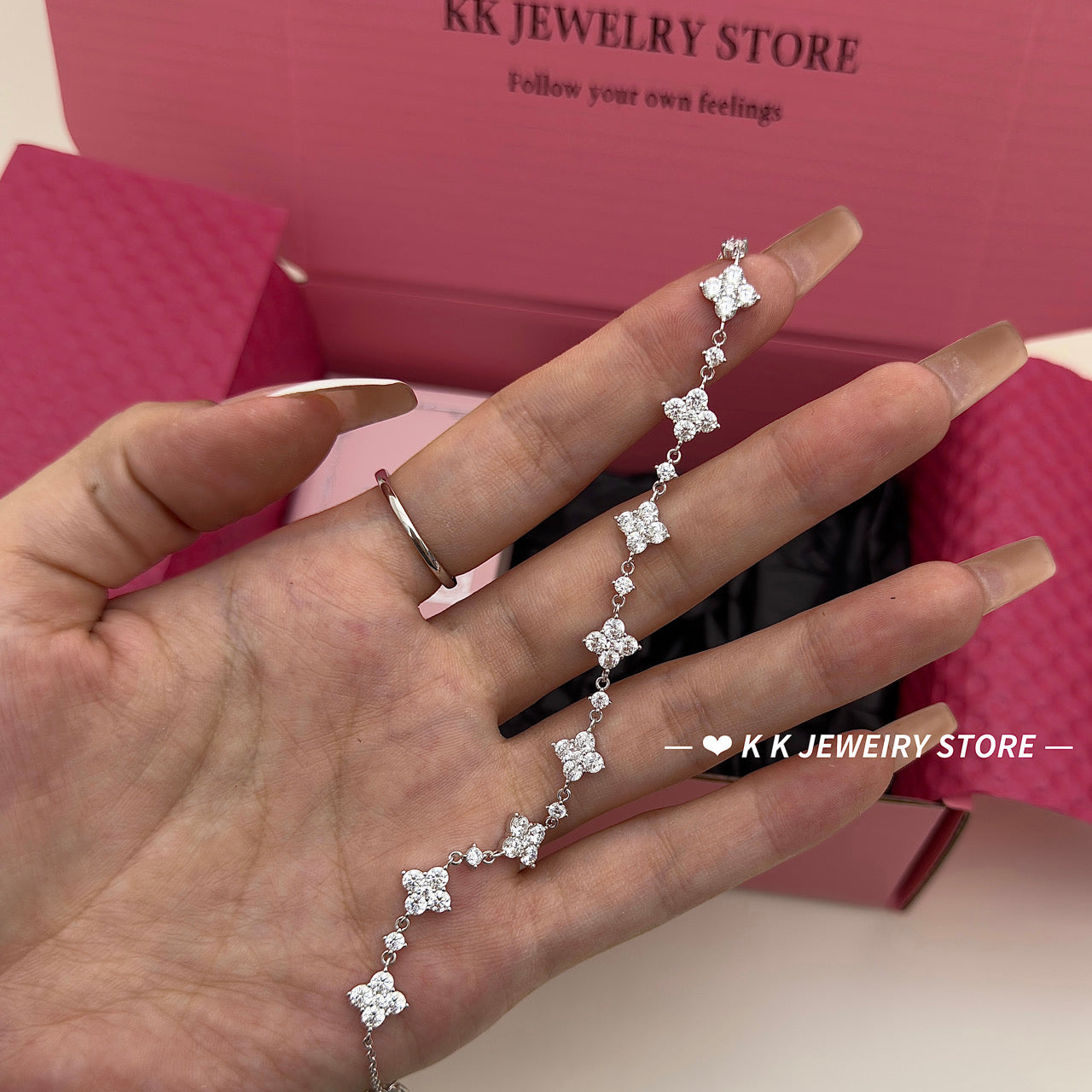 High quality! 925 silver four-leaf full diamond flower flower bracelet